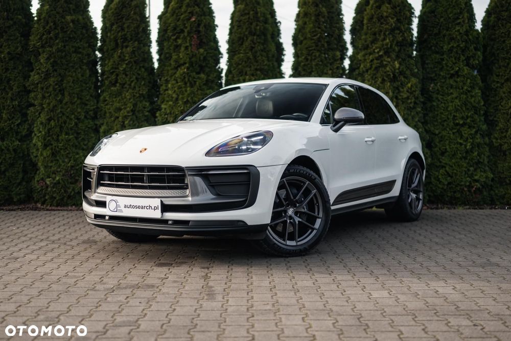 Porsche Macan T - 1