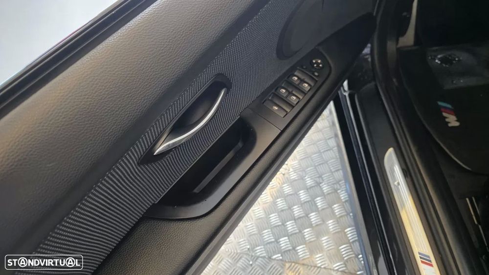 BMW 320 d Cabrio Auto - 35