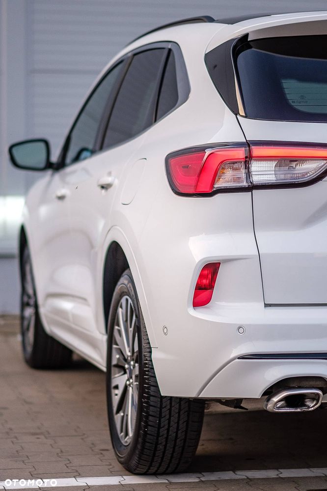 Ford Kuga - 28