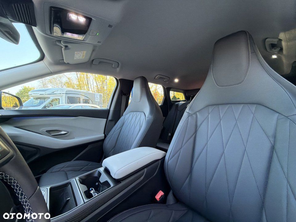 Ford Explorer - 12