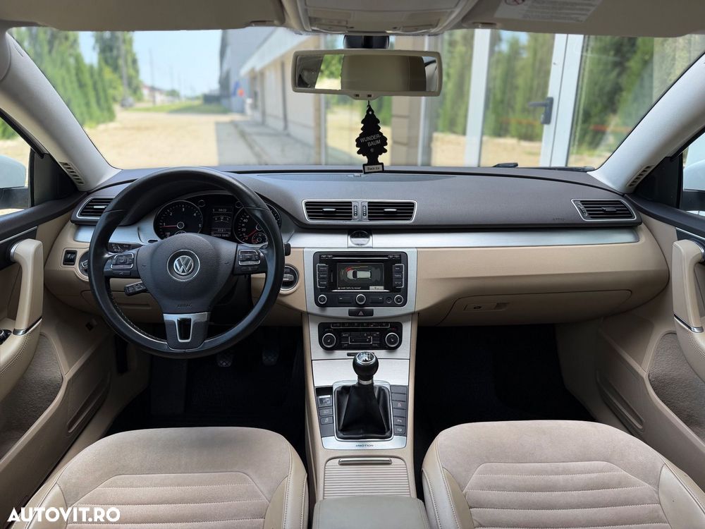 Volkswagen Passat 2.0 TDI 4Motion Highline - 5