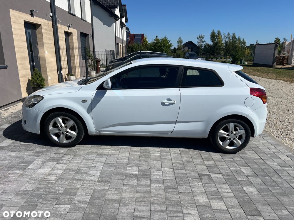 Kia Ceed 1.6 Comfort - 4