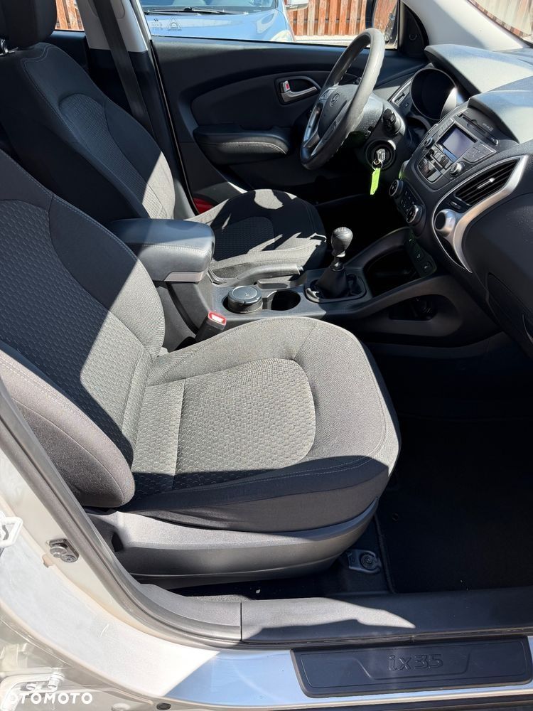 Hyundai ix35 2.0 CRDi Comfort 2WD - 19