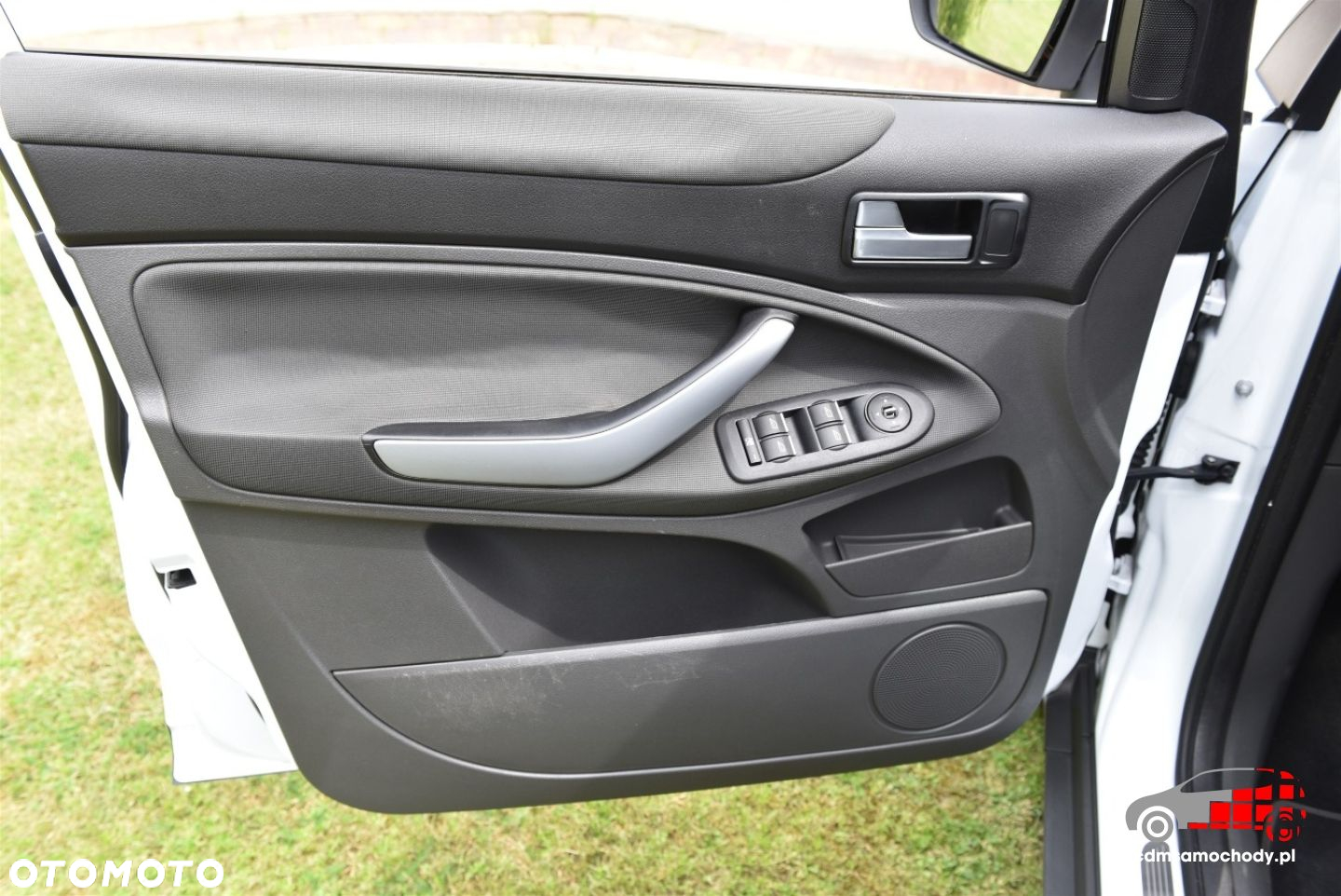 Ford Kuga - 12