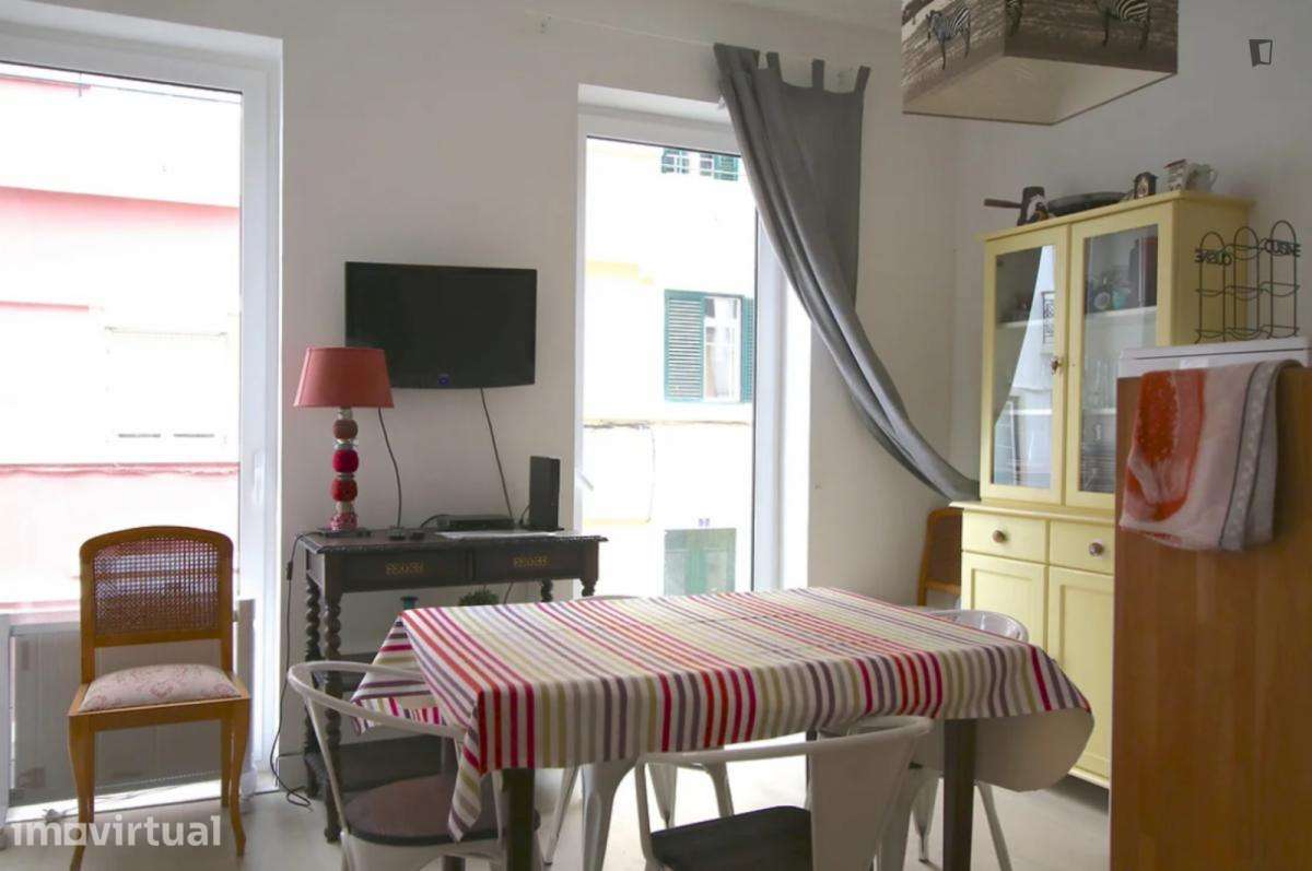 Quarto - localizado em Rato Lisbon - Grande imagem: 5/11