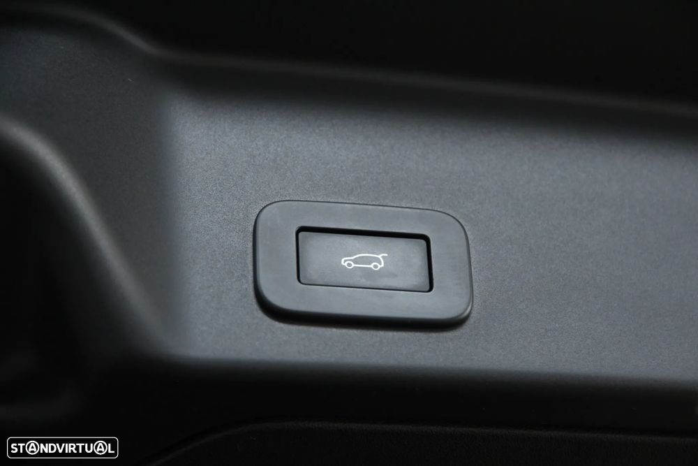 Land Rover Range Rover Evoque 1.5 P160 Dynamic SE Auto - 30