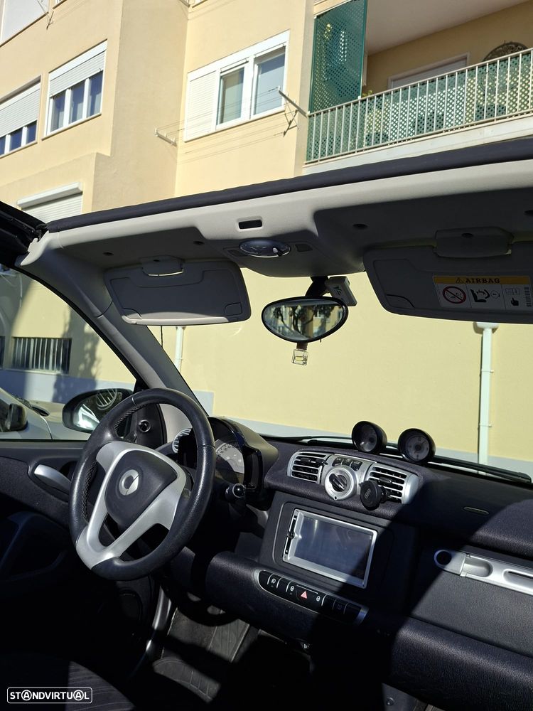 Smart ForTwo Coupé 1.0 mhd Passion 71 Softouch - 13