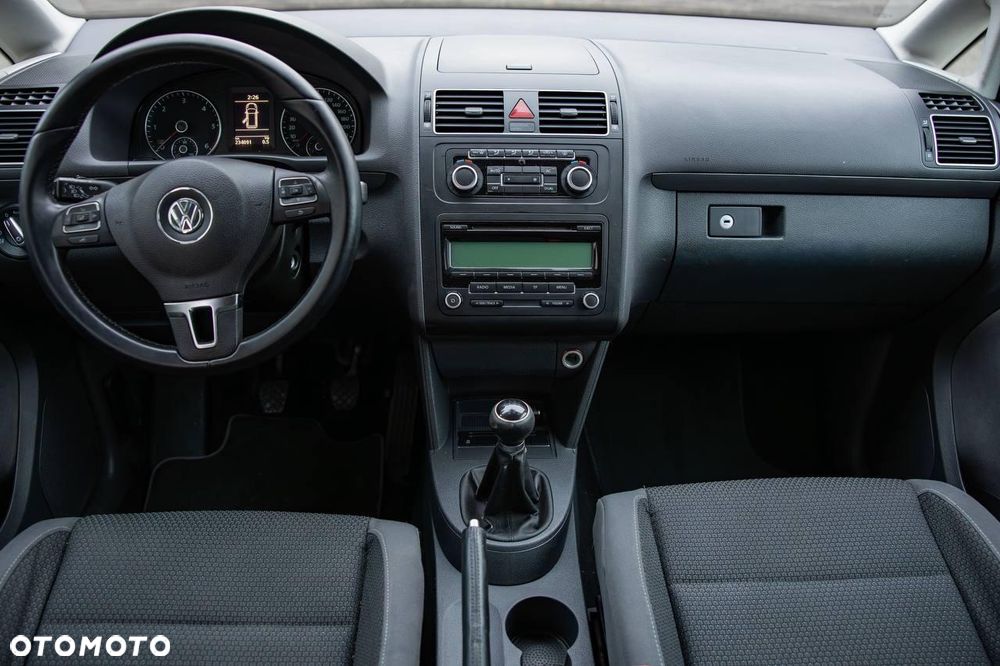 Volkswagen Touran 1.6 TDI DPF BlueMotion Technology STYLE - 10