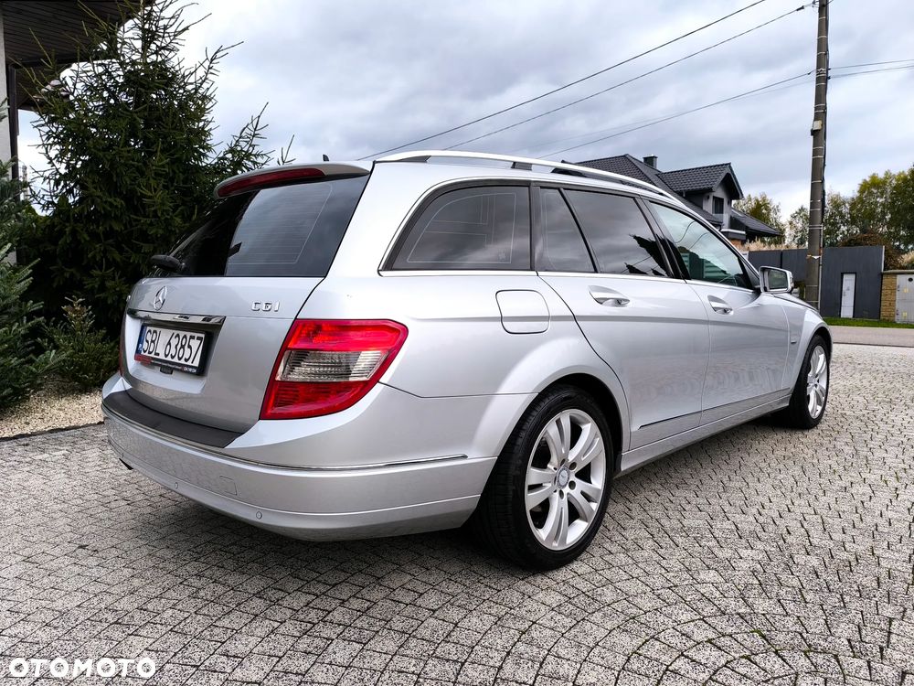 Mercedes-Benz Klasa C 180 CGI BlueEff Avantgarde - 9