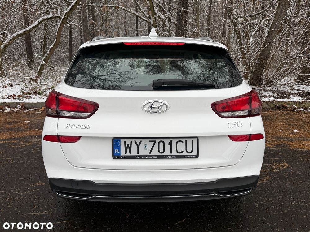 Hyundai i30 1.5 T-GDI 48V Modern - 9