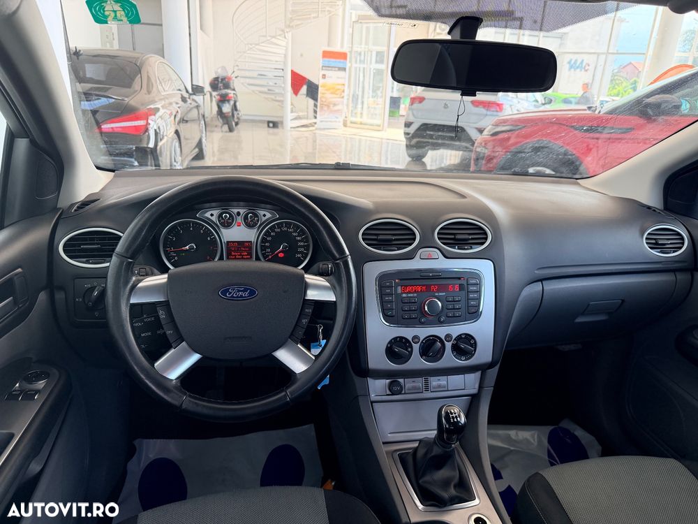 Ford Focus 1.6 16V White Magic - 10