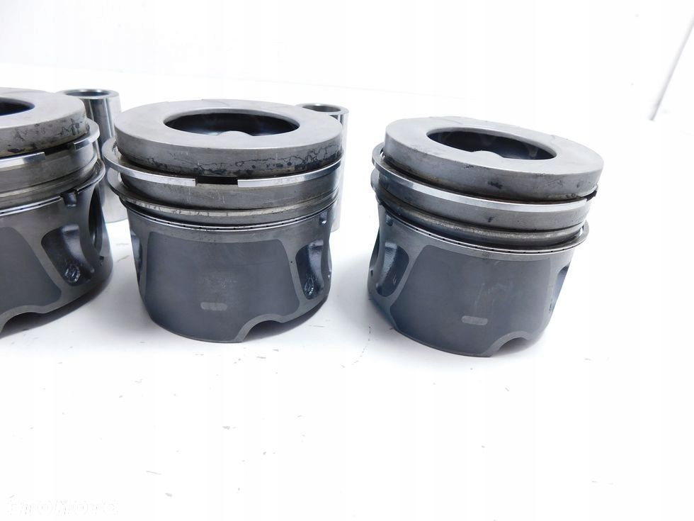 Tłok tłoki 2.0 HDI TDCI EURO 5 Ford Peugeot Citroen C5 3008 5008 508 Focus - 10