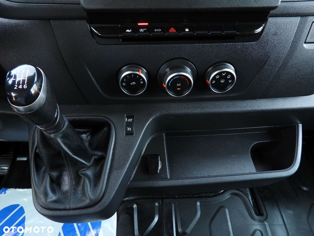 Renault MASTER  PLANDEKA WINDA 10 PALET WEBASTO TEMPOMAT LEDY PNEUMATYKA KLIMATYZACJA  165KM - 36