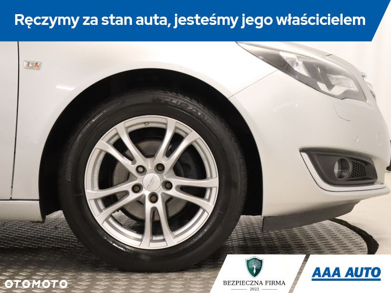 Opel Insignia - 16