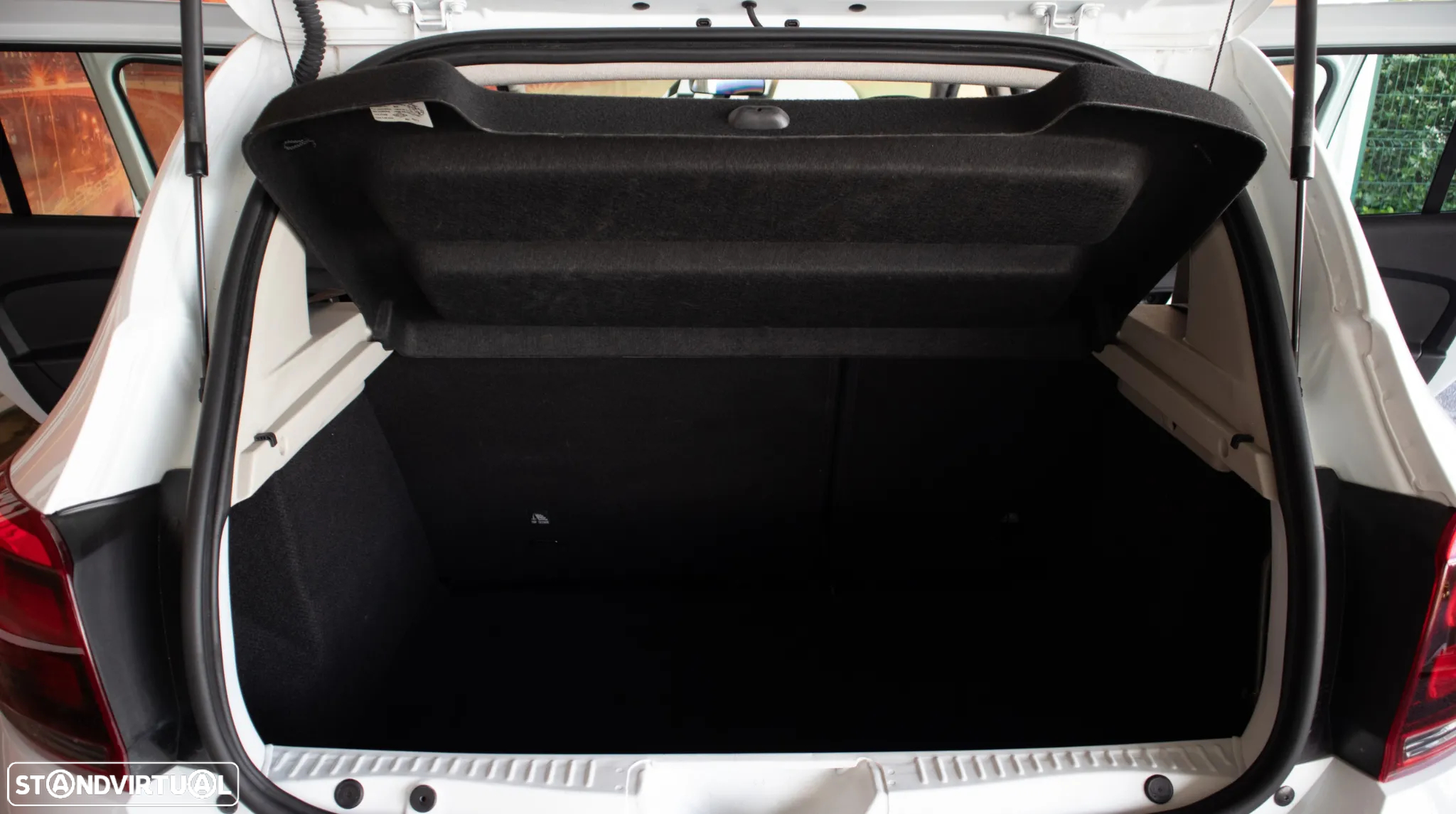 Dacia Sandero 1.5 Blue dCi Stepway - 16