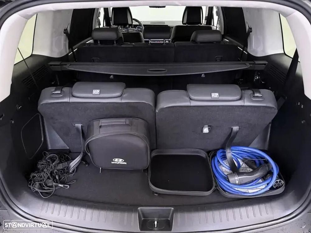 Hyundai Santa Fe 1.6 Plugin-Hybrid 4WD 7L Signature - 29