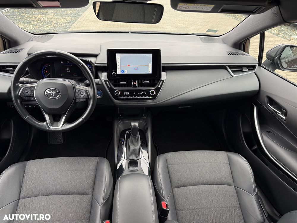Toyota Corolla 1.8 HSD Exclusive interior Gri - 3