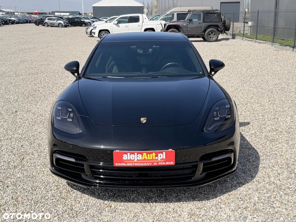 Porsche Panamera 4 Edition 10 Jahre - 12