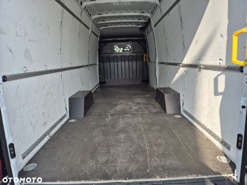 Iveco 35S16 - 13