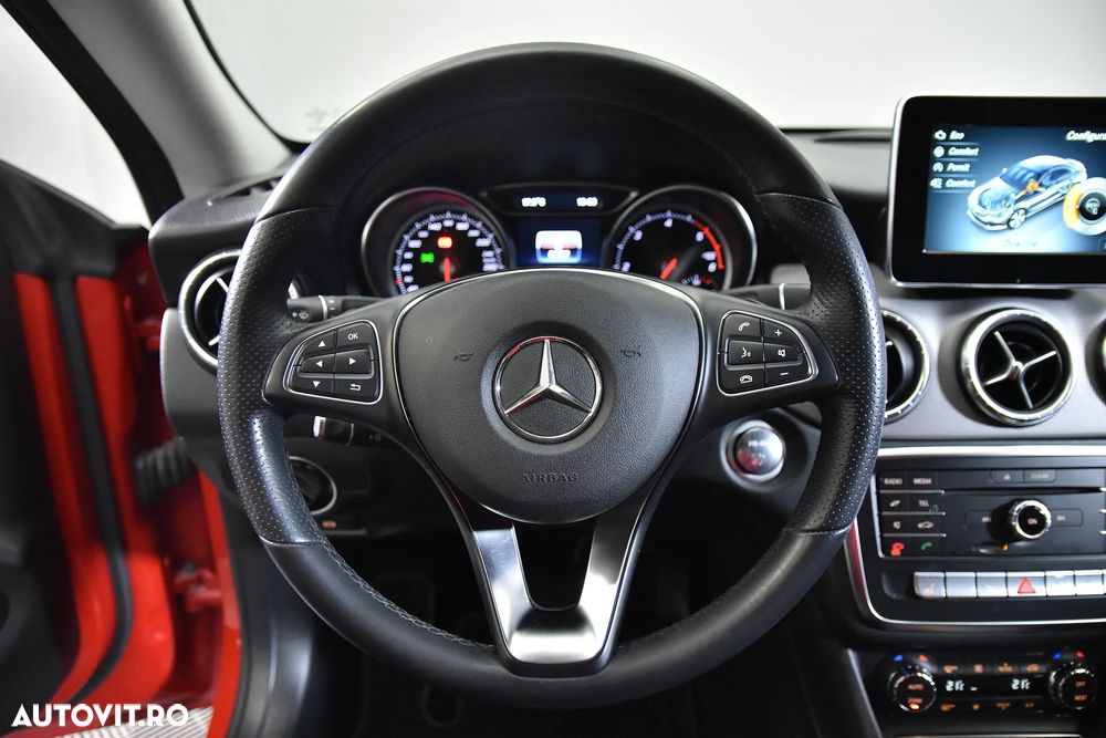 Mercedes-Benz CLA 200 - 17