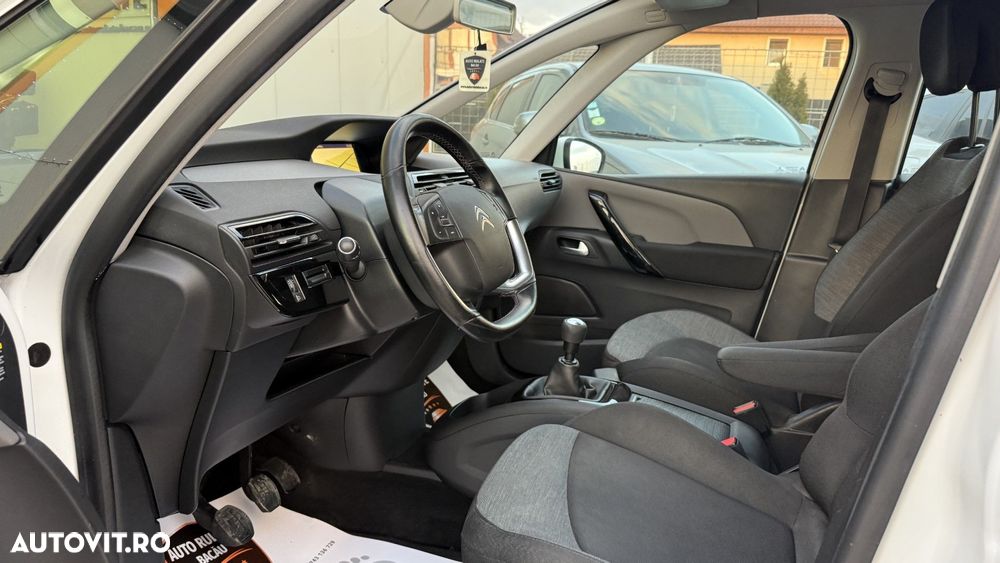 Citroën C4 Picasso - 10