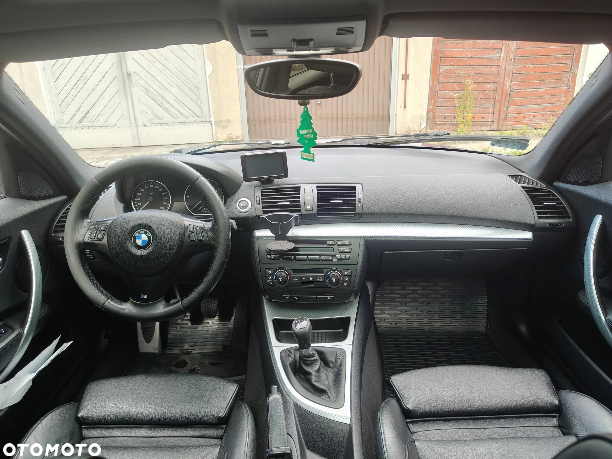 BMW Seria 1 120d - 10