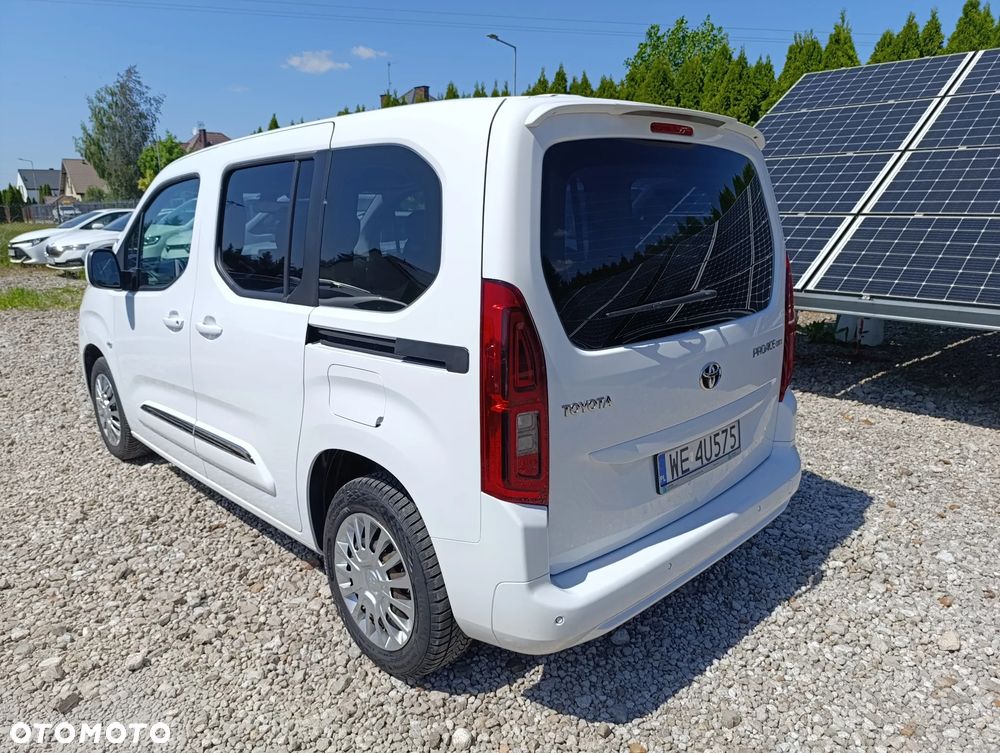 Toyota Proace City Verso 1.5 D-4D Business - 12