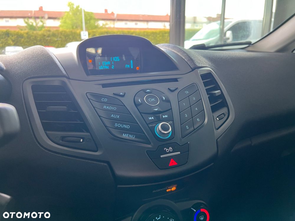 Ford Fiesta 1.25 Titanium - 25