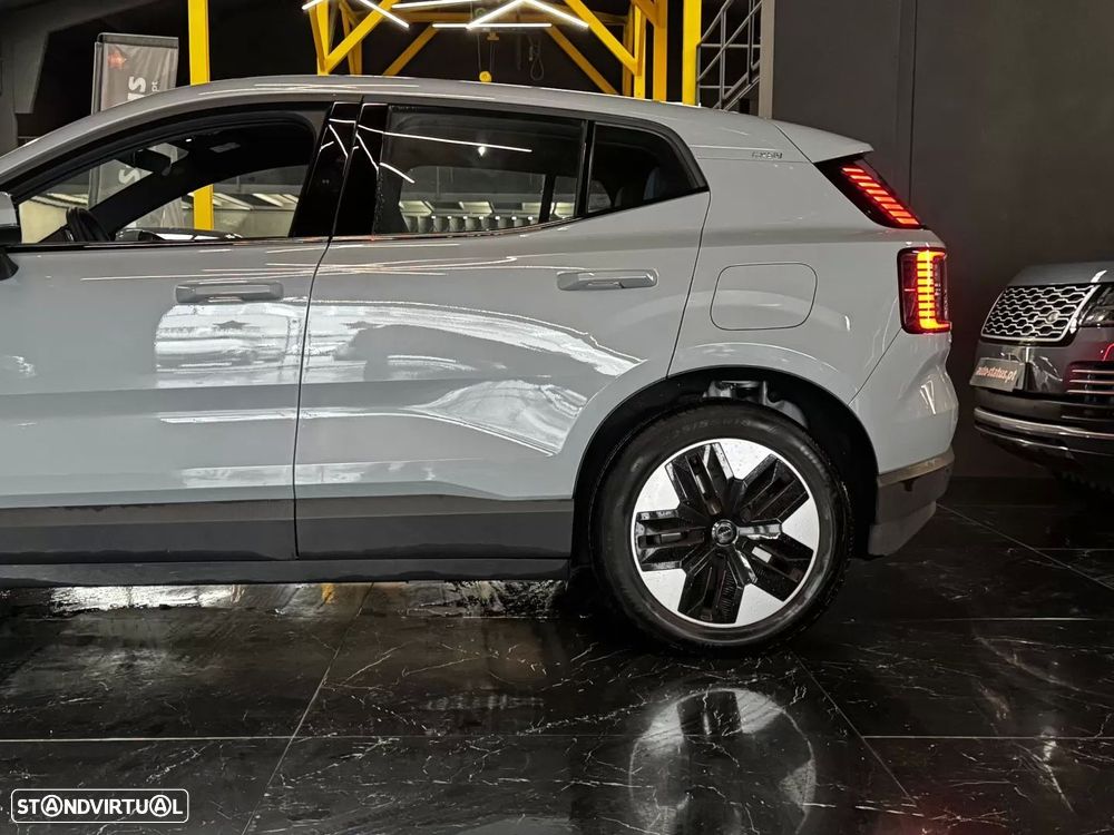 Volvo EX30 51 kWh Single Motor Core - 9