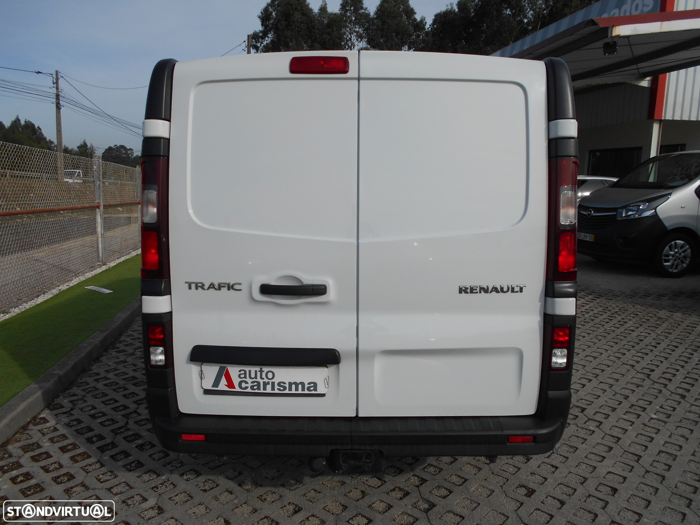 Renault TRAFIC DCI 125CV Energy - 6