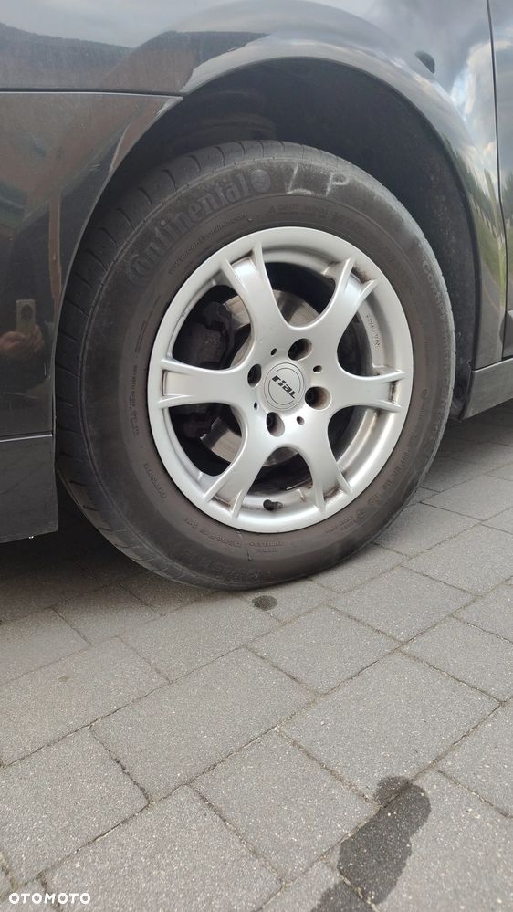 Citroën C4 1.4 16V X - 26