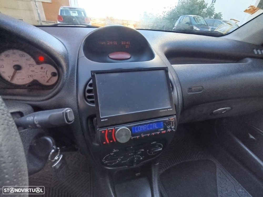 Peugeot 206 2.0 HDi XS - 12