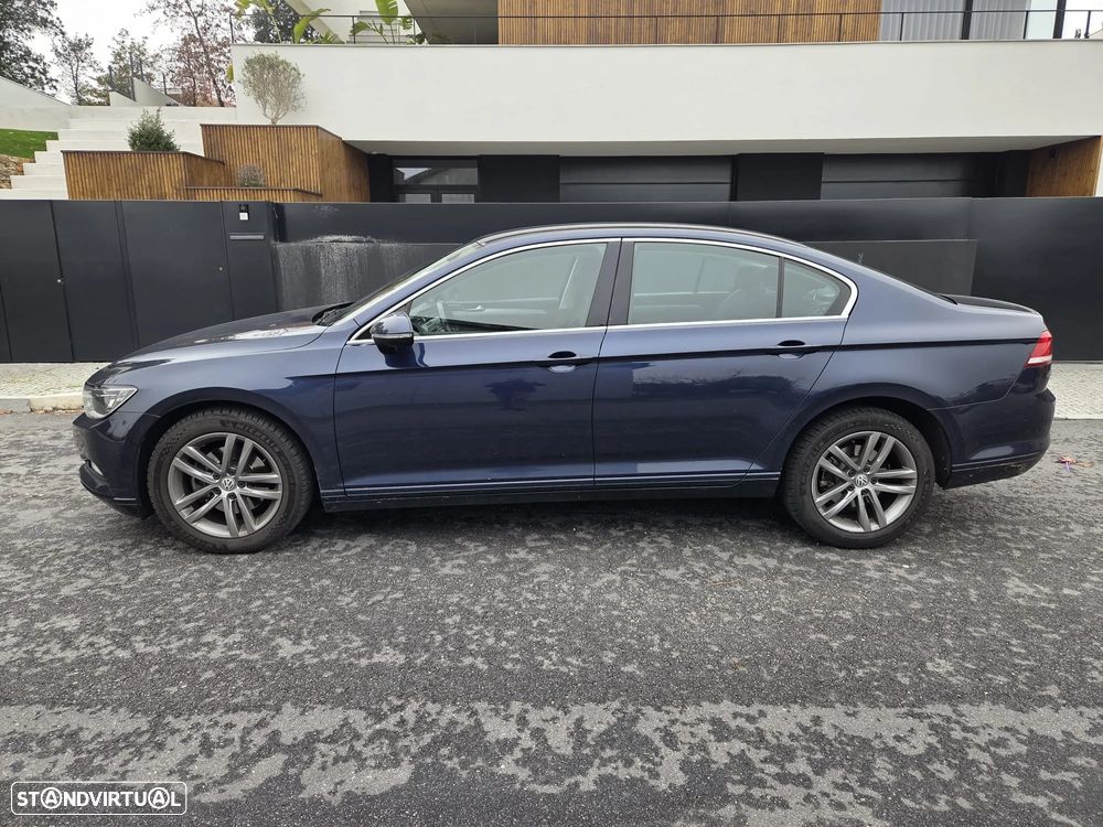 VW Passat 1.6 TDI BlueMotion - 1
