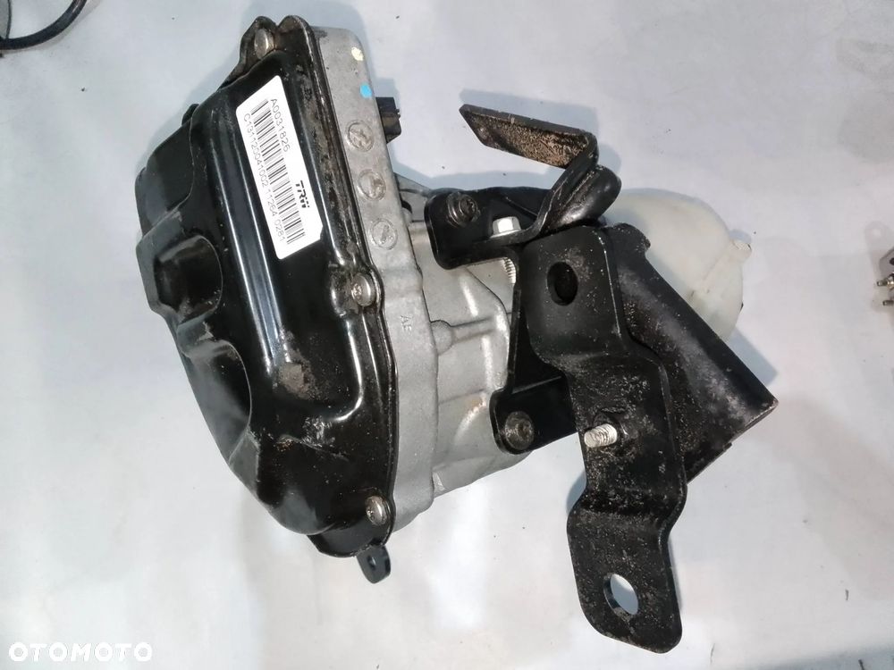 Pompa wspomagania kierownicy Fisker Karma C131120041002 - 1