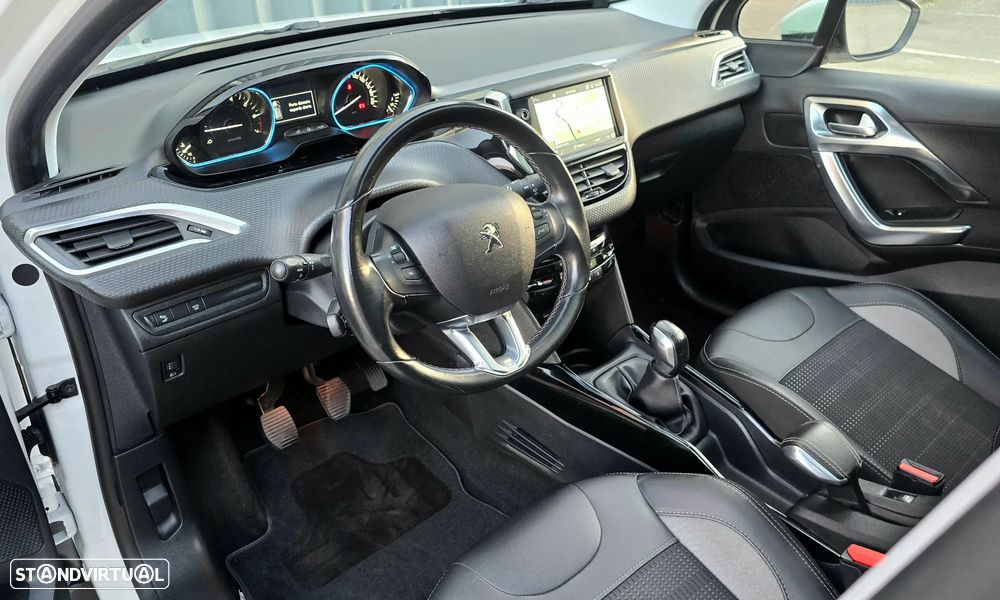 Peugeot 2008 PureTech 82 Allure - 9