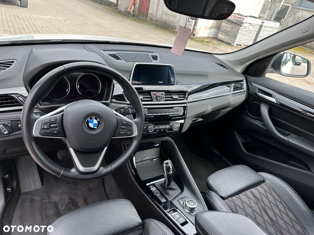 BMW X1 sDrive18d sport - 10