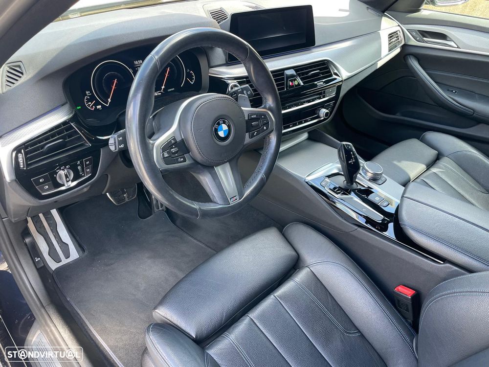 BMW 520 d Pack Desportivo M Auto - 3