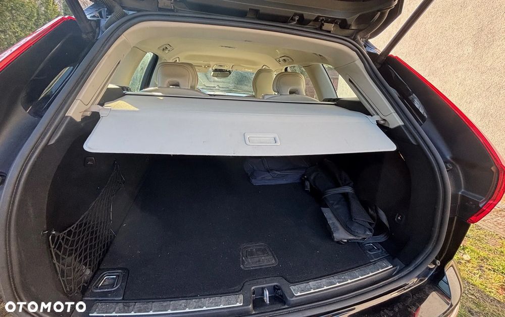 Volvo XC 60 D4 Inscription - 9