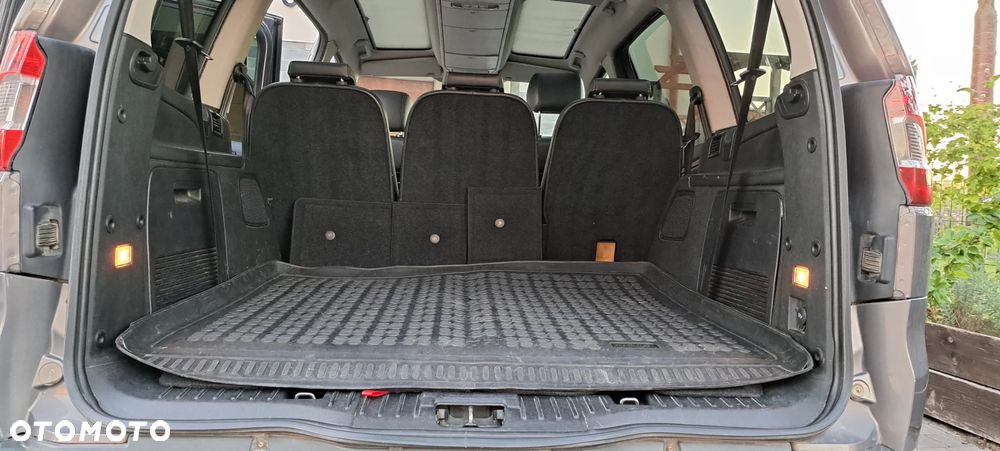 Ford Galaxy 1.6 T Titanium - 18