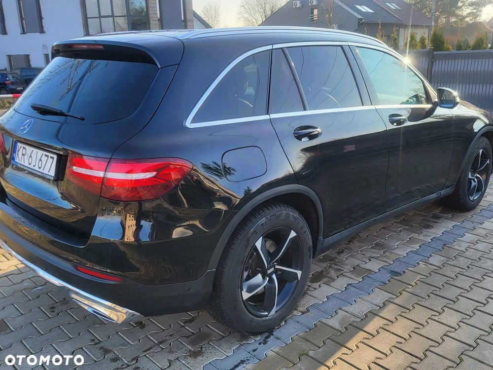 Mercedes-Benz GLC - 11