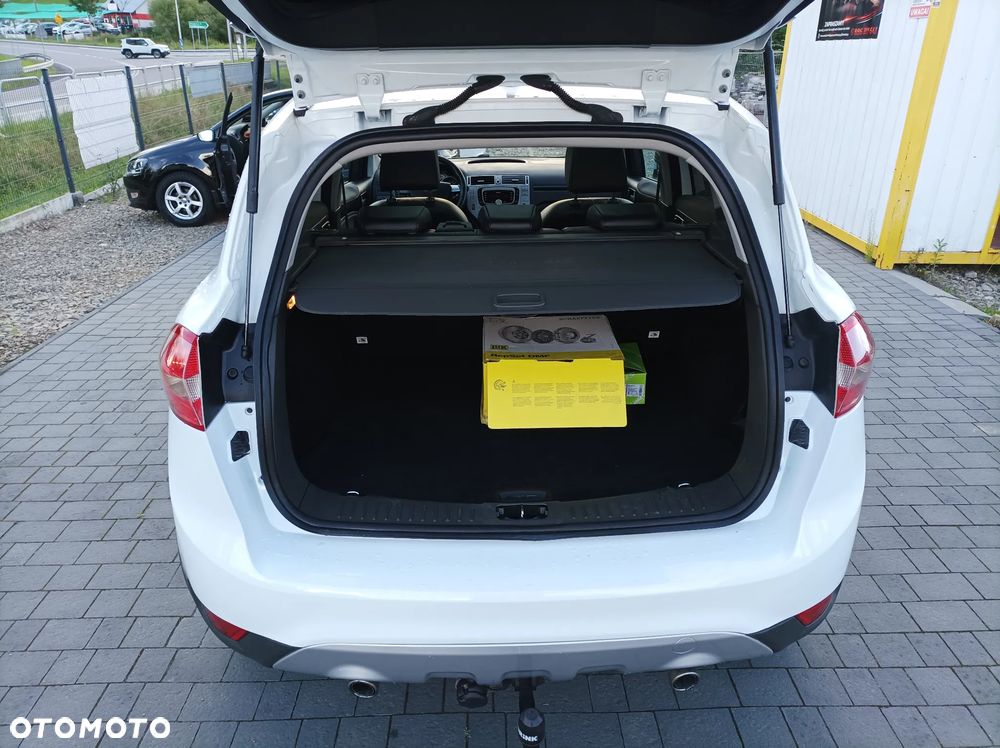 Ford Kuga 2.0 TDCi 4x4 Titanium - 11