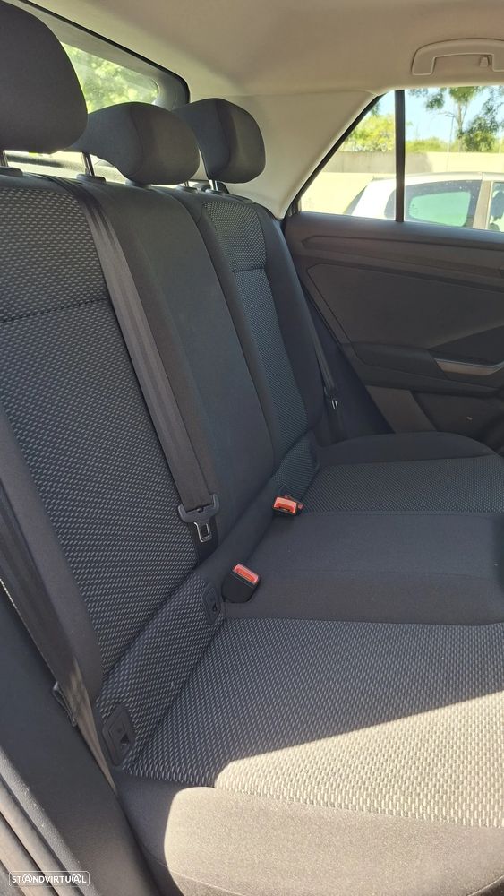 VW T-Roc 1.0 TSI Life - 9