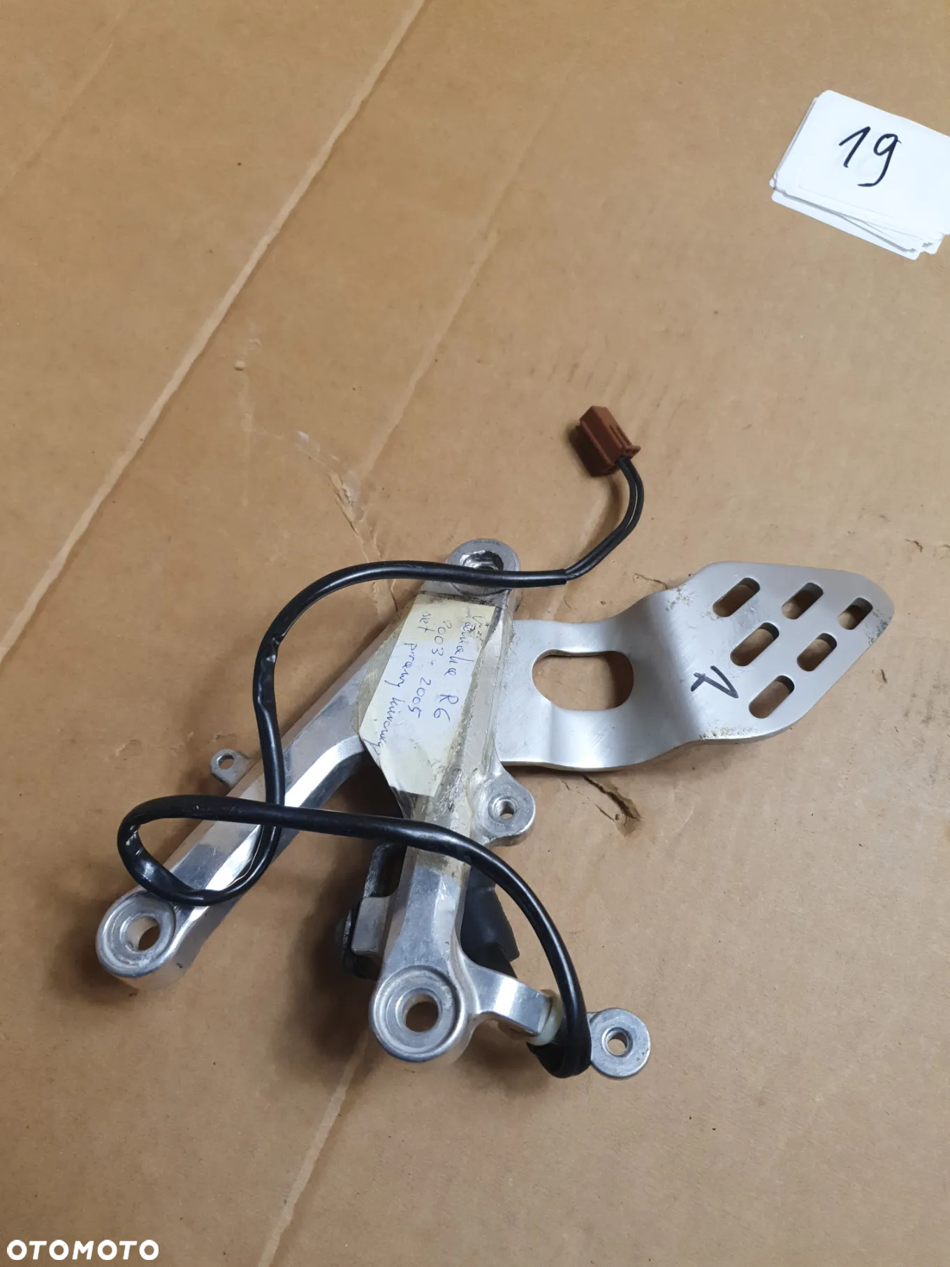 Yamaha YZF-R6 600 RJ05 / RJ09 (2003 - 2005) Set prawy kierowcy - 5