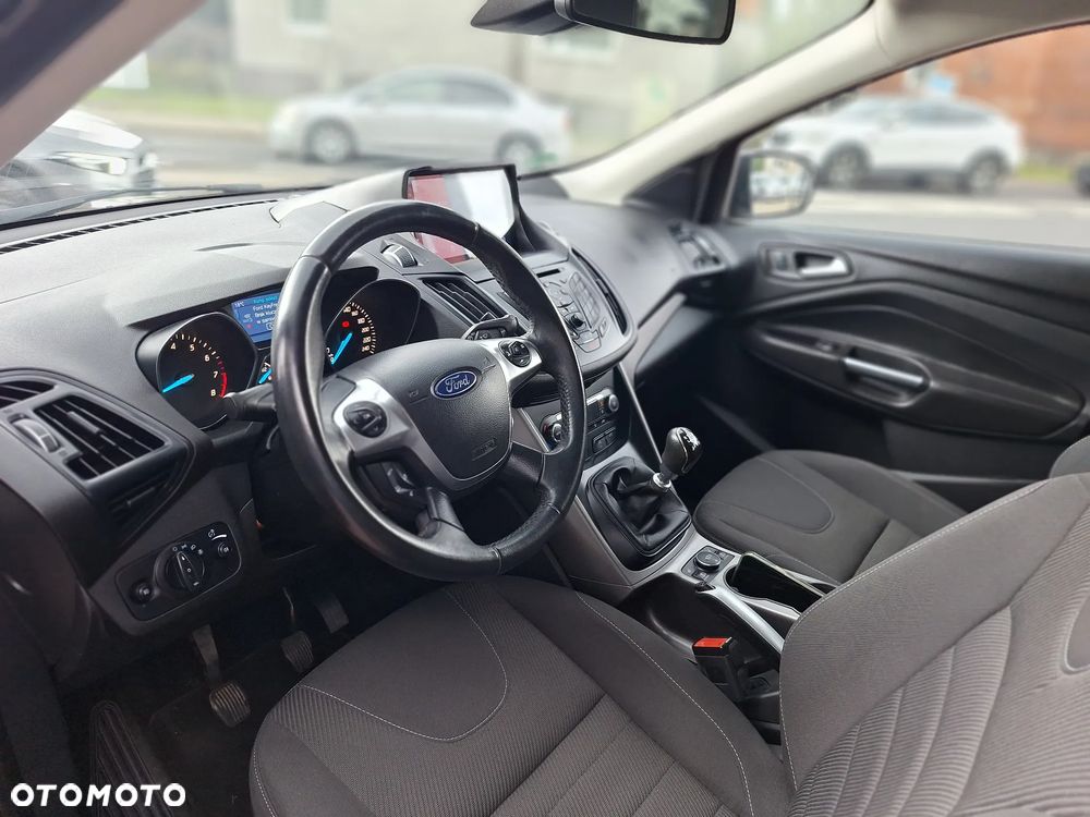Ford Kuga - 14