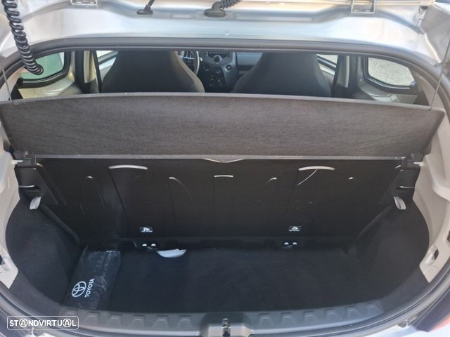 Toyota Aygo 1.0 X-Play - 42
