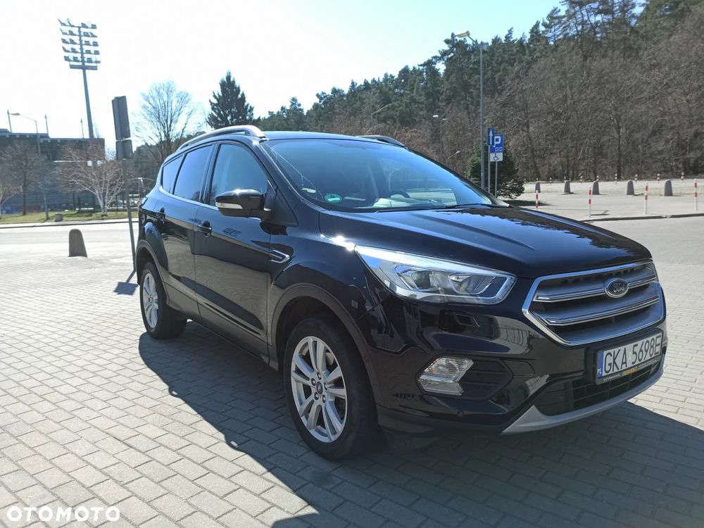 Ford Kuga - 1
