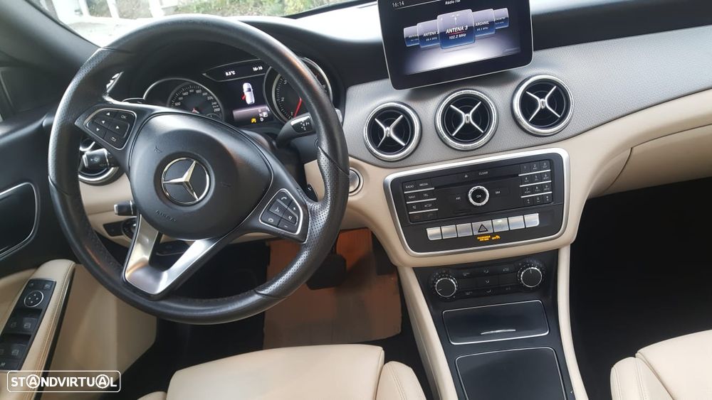 Mercedes-Benz CLA 200 d 7G-DCT Urban - 7