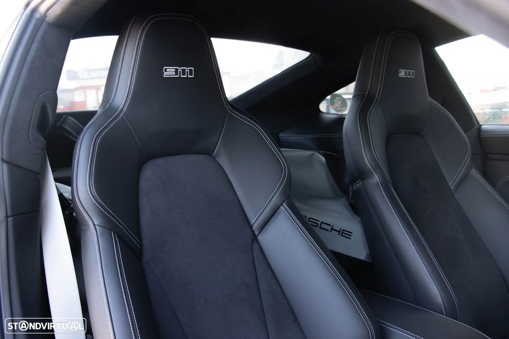 Porsche 911 (992) - 58