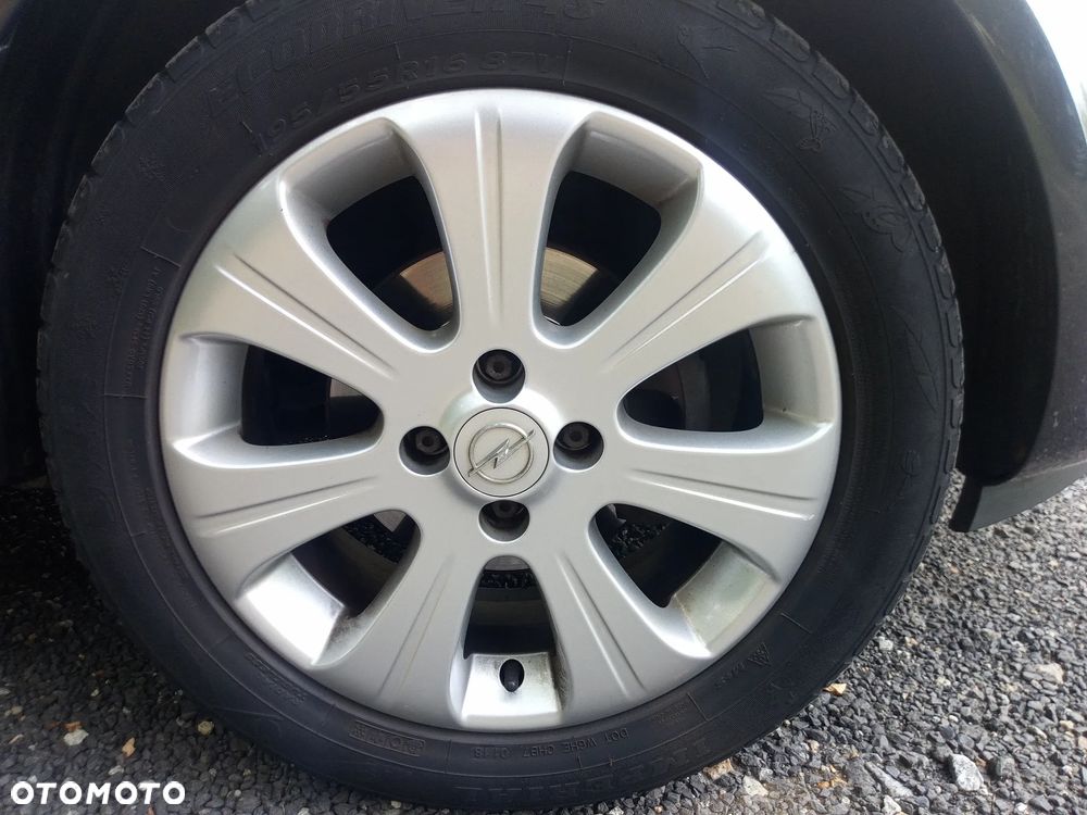 Opel Corsa 1.2 16V Graphite - 5