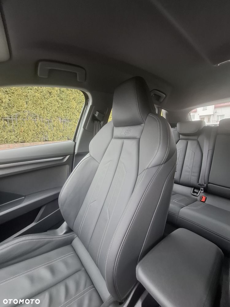 Audi A3 Sportback 30 TDI S line - 12